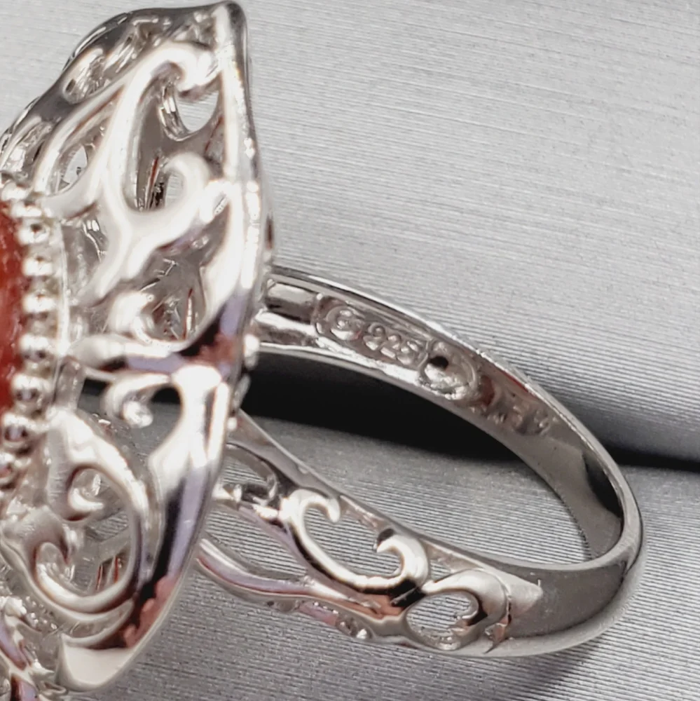 Intricate Red Carnelian and 925 Sterling Silver Filigree Ring